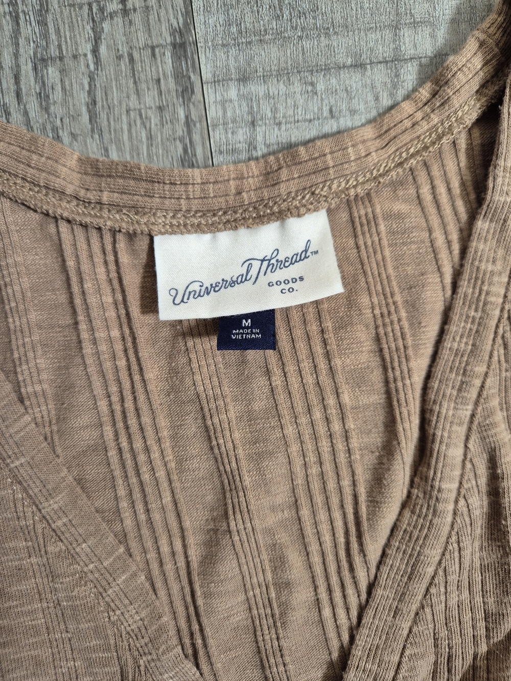 Universal Thread Sleeveless Ribbed Button-Front Top in Taupe - Picture 3 of 8